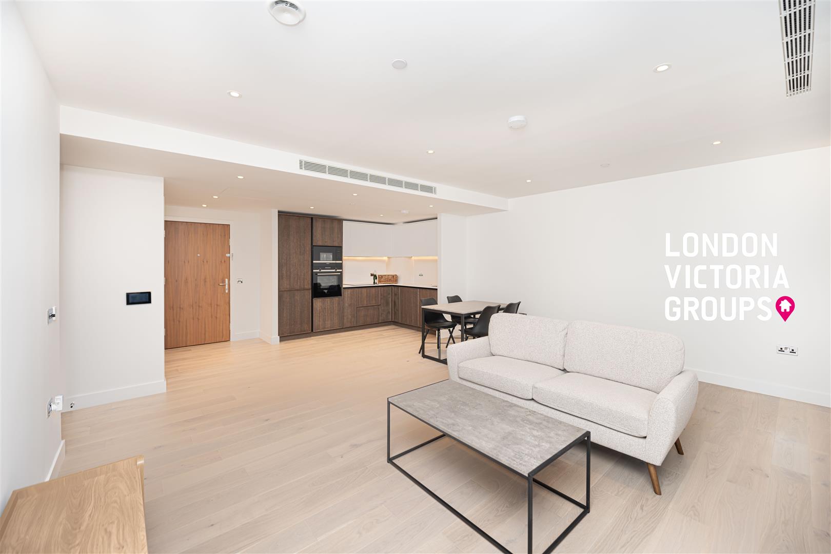 2 bed property in 62 Calthorpe Street, London